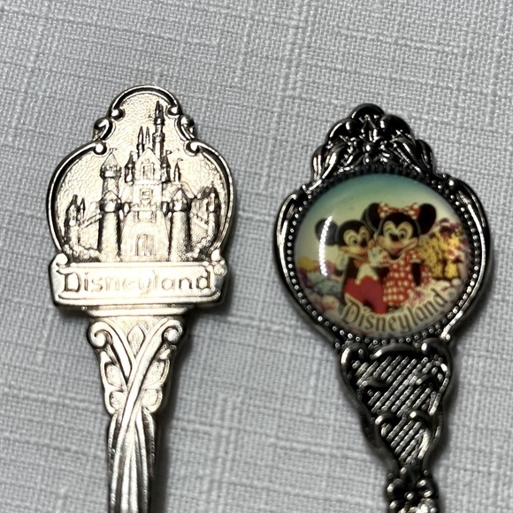 Disneyland Souvenir Spoons. Vintage Mickey & Minnie Mouse & Castle - Picture 1 of 4